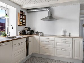 Køleskab, mikrobølgeovn, ovn, opvaskemaskine