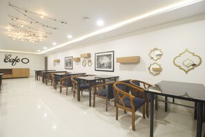 Restaurant - HOTEL SSR GRAND (Ramachandrapuram)