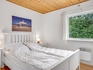 2 soveværelser, internetforbindelse