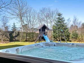 Outdoor spa tub - "Ylvi" - 250m from the sea by Interhome (Ebeltoft)