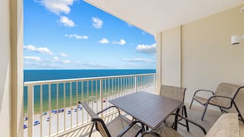 Signature Condo, 1 Bedroom, Non Smoking, Balcony | Balcony view