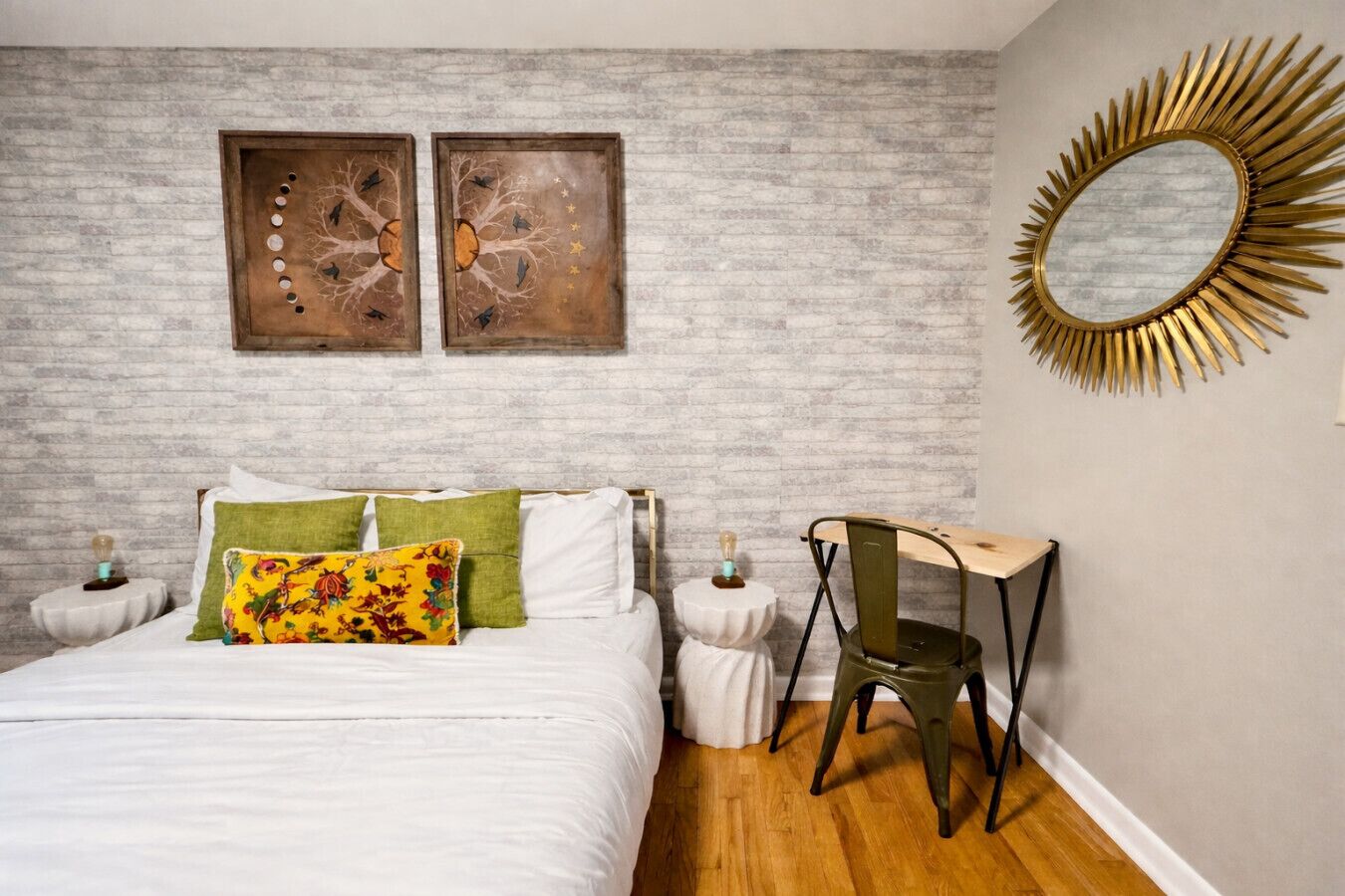 Convenient workspace with strong Wi-Fi — perfect for remote work or planning your day.