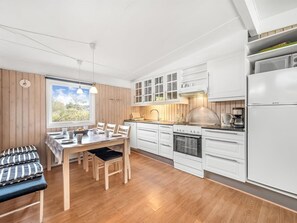 Køleskab, mikrobølgeovn, ovn, opvaskemaskine