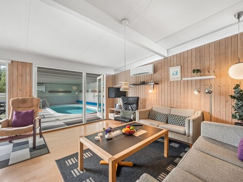 "Yorik" - 800m from the sea by Interhome