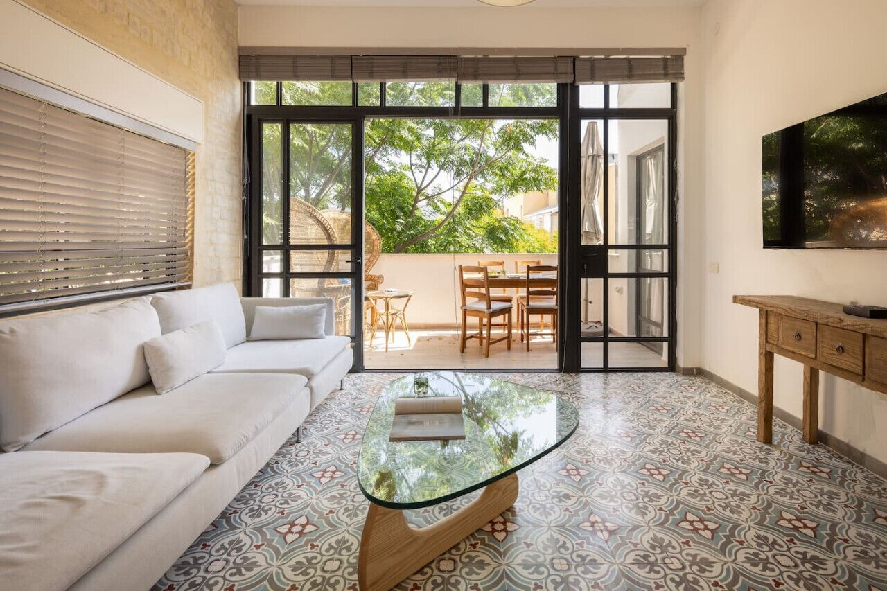 Apartment | Front of property