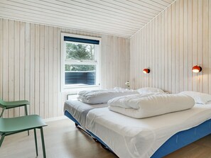 4 bedrooms, WiFi