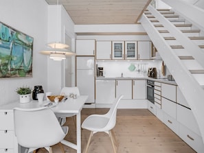 Køleskab, mikrobølgeovn, ovn, opvaskemaskine