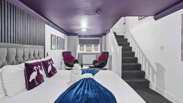1 bedroom, iron/ironing board, free WiFi, bed sheets