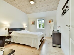 8 chambres, accès Internet