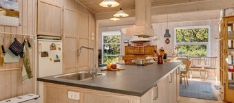 "Eroll" - 1.8km from the sea by Interhome
