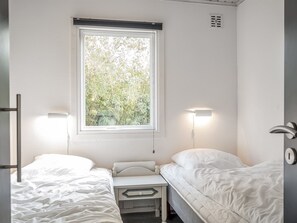 2 bedrooms, WiFi