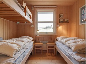 3 bedrooms, WiFi