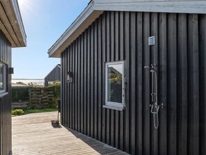 Property grounds - "Gudserk" - 50m from the sea by Interhome (Rønde)