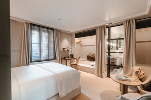 Superior Double Room | Premium bedding, Select Comfort beds, minibar, in-room safe