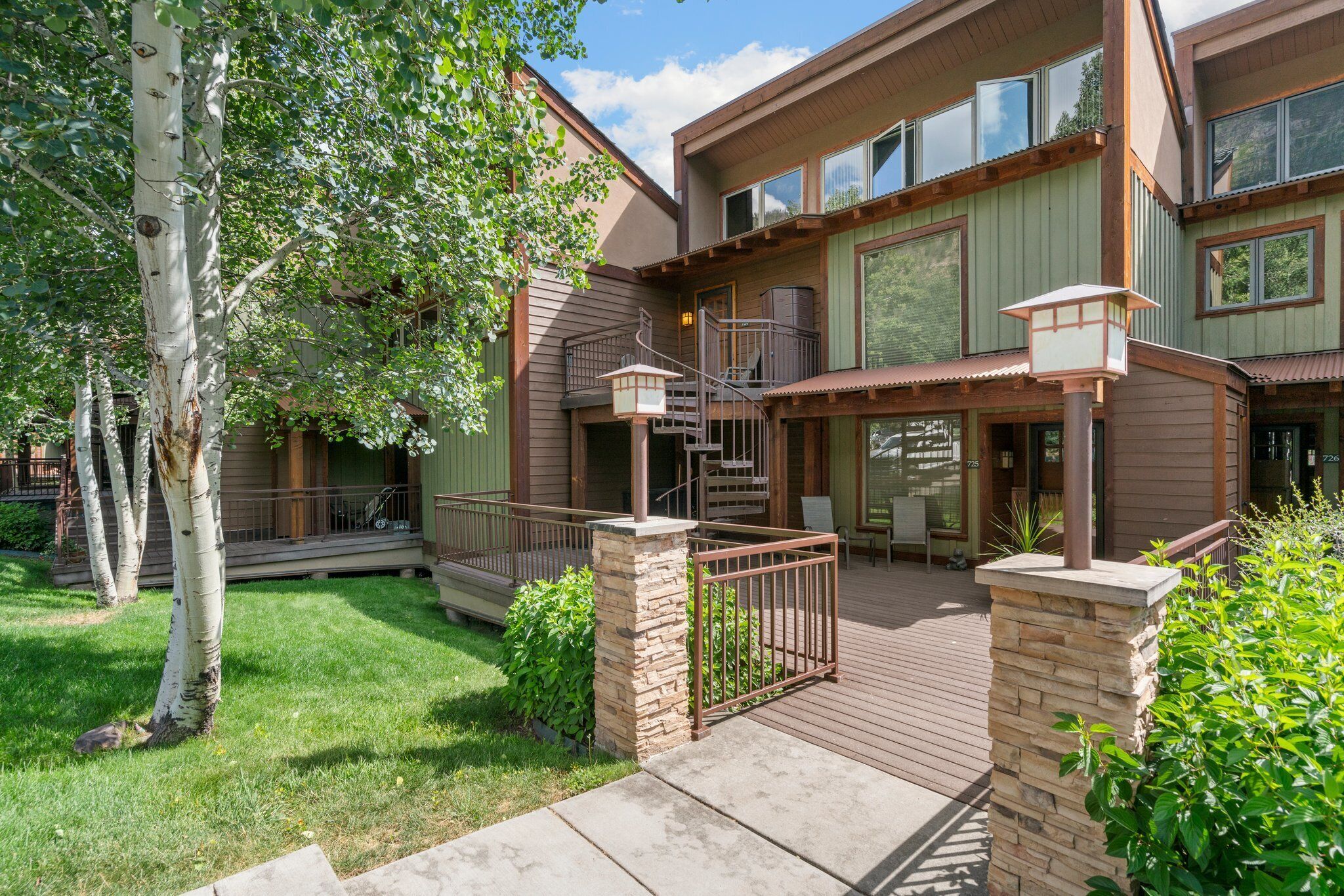 Lovely 1 Bedroom Suite, A/C, Pool, Hot Tub, Golf!