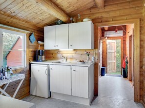 Fridge, oven, cookware/dishes/utensils