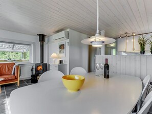 Dining - "Gjurgja" - 100m from the sea by Interhome (Rødekro)