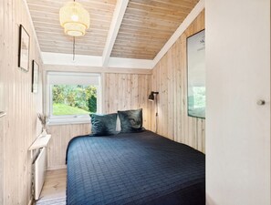 3 bedrooms, Internet
