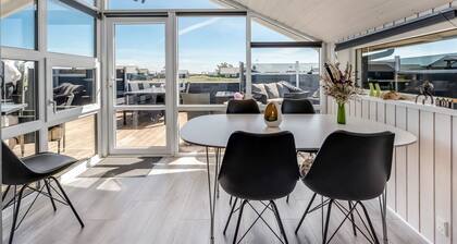"Henning" - from the sea by Interhome