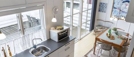 تناول الطعام