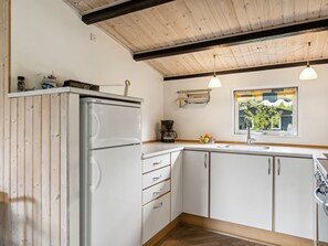 Køleskab, mikrobølgeovn, ovn, opvaskemaskine
