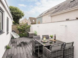 Terrace/patio - The Cove (Holyhead)