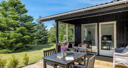 "Cristal" - 400m to the fjord by Interhome