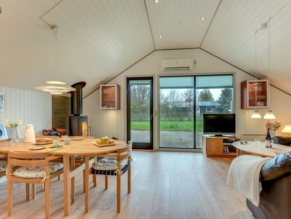 Dining - "Tican" - 400m from the sea by Interhome (Sydals)