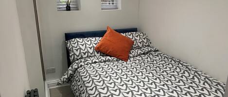 Apartment, 1 Queen Bed | 1 bedroom, iron/ironing board, bed sheets