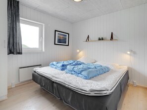 5 bedrooms, internet