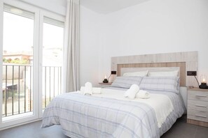 Unclassified image, 3 of 11, button