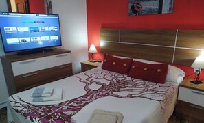 2 bedrooms, iron/ironing board, free WiFi, bed sheets