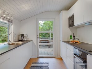 Køleskab, mikrobølgeovn, ovn, opvaskemaskine