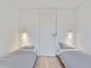 3 bedrooms, Internet