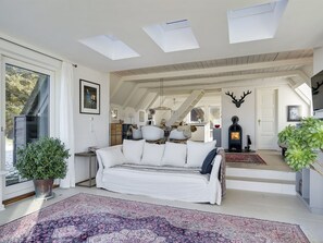 Fernseher, Kamin