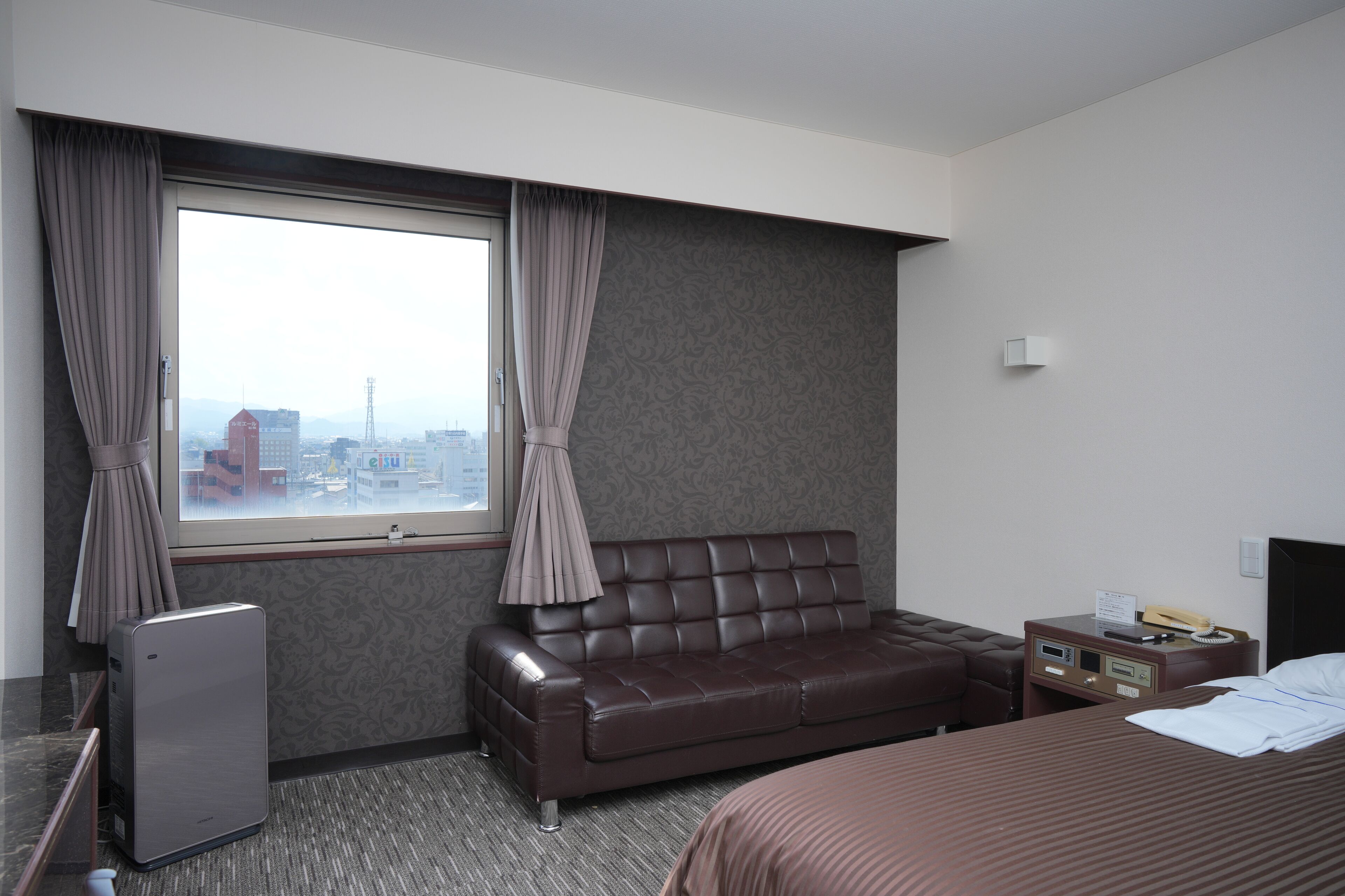 Desk, blackout drapes, iron/ironing board, free WiFi