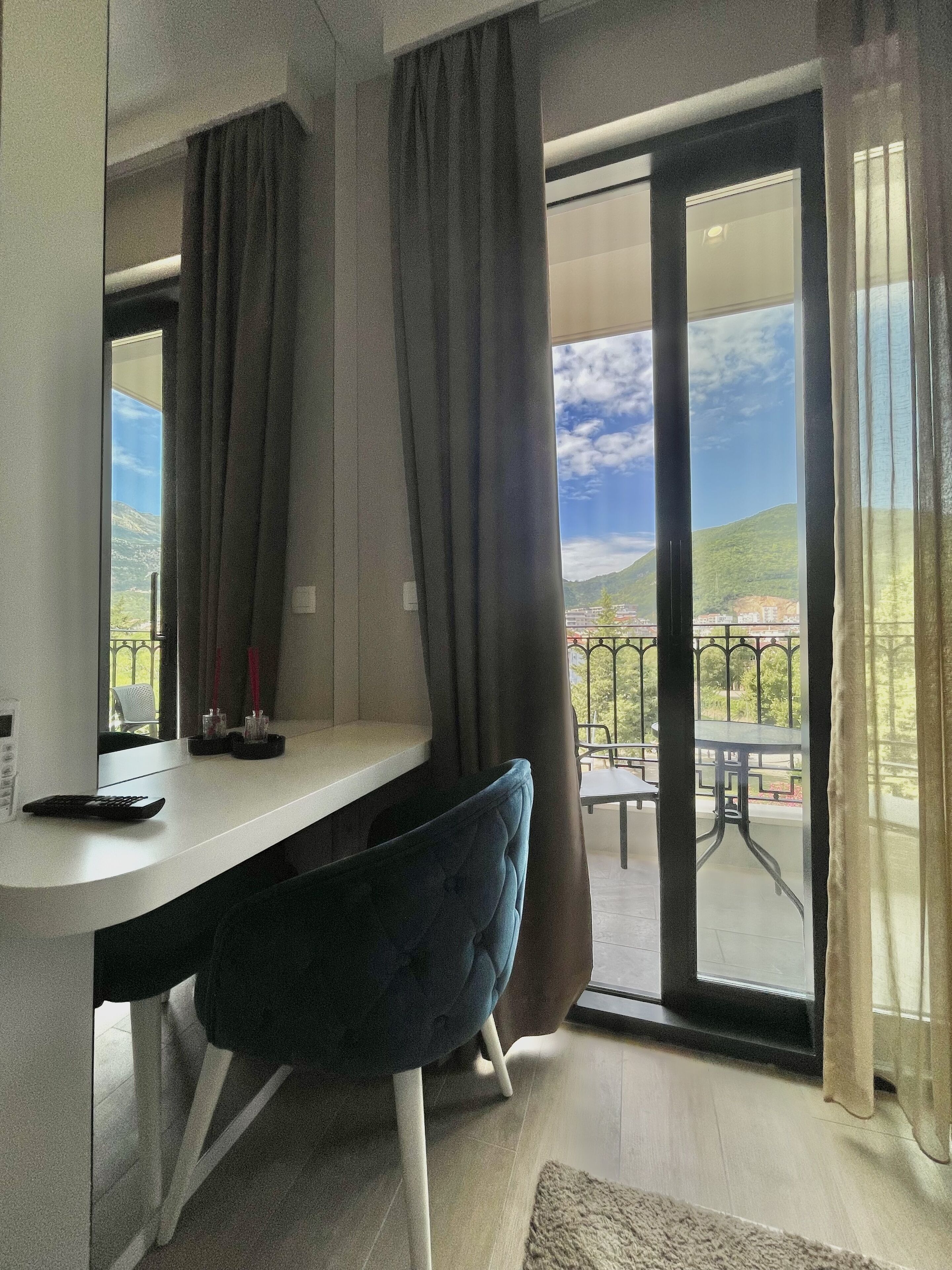 Standard-Doppel- oder -Zweibettzimmer