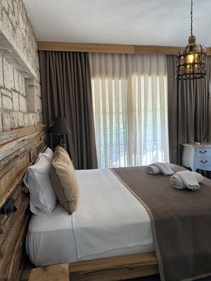 Traditional Double Room | Egyptian cotton sheets, premium bedding, minibar, in-room safe - Argente Alacatı Adult Only (Cesme)