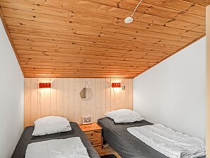 4 bedrooms, internet