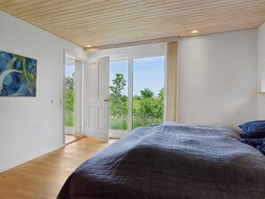 3 bedrooms, WiFi