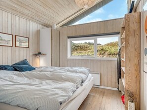 3 bedrooms, WiFi