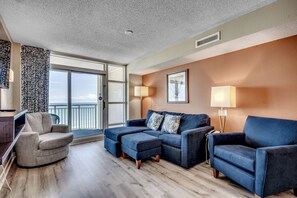 Smart TV, DVD player, stereo - 🐠Oceanfront | Indoor Heated Water Park + Lazy River | Dunes Village Resort 1037 (Myrtle Beach)