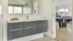 Uklassifisert bilde, 4 av 48, knapp