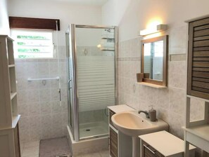 Towels, soap, toilet paper