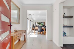 Interior - Your Dream Getaway Awaits! Escape to Paradise in Our Stunning Holiday House! (Rye)
