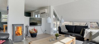 "Ayda" - 350m from the sea by Interhome