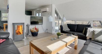 "Ayda" - 350m from the sea by Interhome