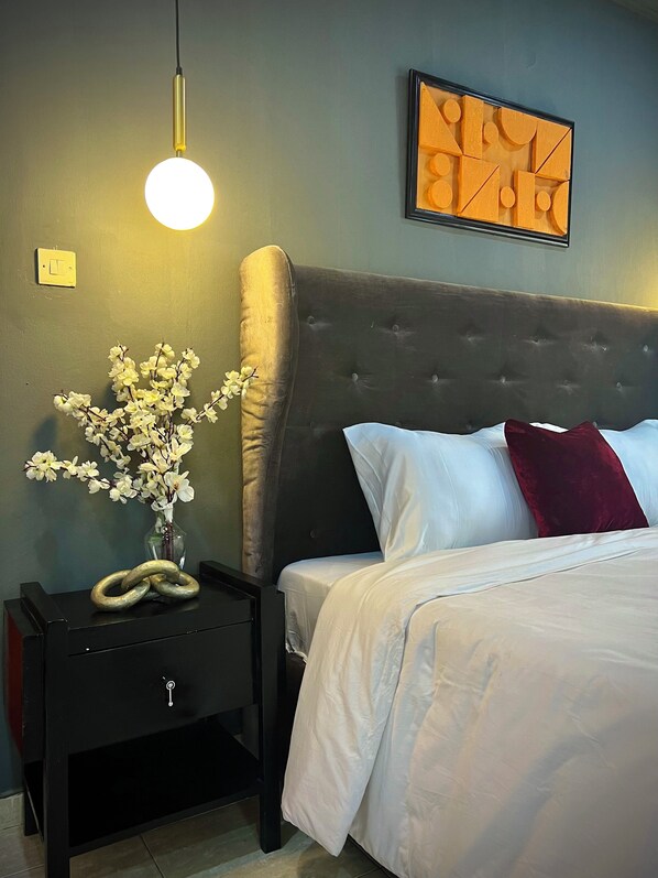 Luxe eenpersoonskamer, 1 kingsize bed, niet-roken, uitzicht op stad | 1 slaapkamer, gratis wifi