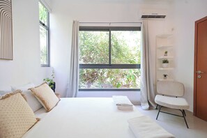 2 室のベッドルーム、アイロン / アイロン台、WiFi、ベッドシーツ