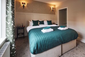 2 bedrooms, desk, iron/ironing board, free WiFi - Host & Stay | South Riggs (Bedlington)